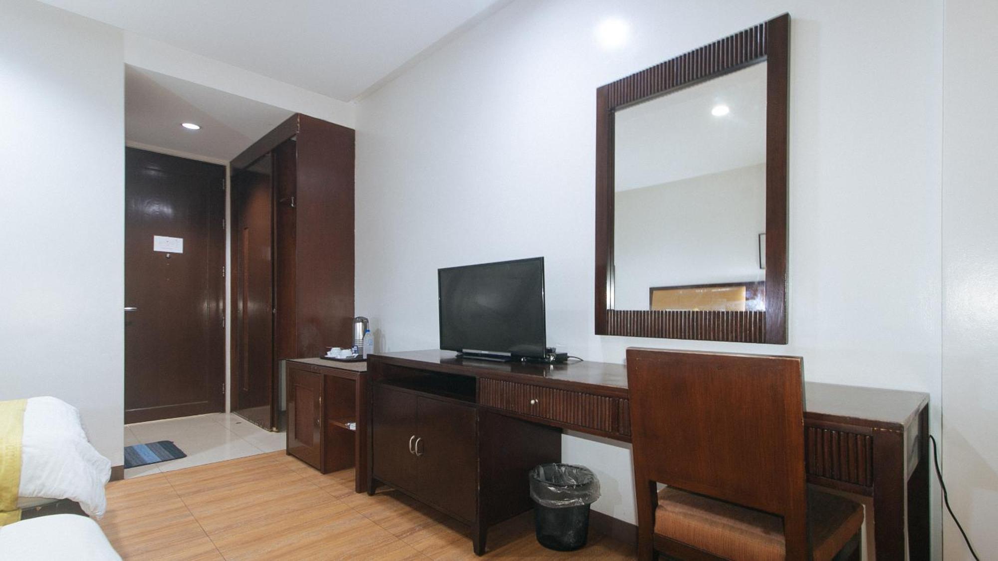 Bliss Hotel San Fernando Pampanga City المظهر الخارجي الصورة